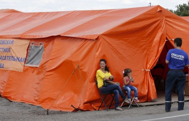 Refugees from Ukraine in Rostov cared for by EMERCOM. Photo by ITAR-TASS/Valery Matytsin 